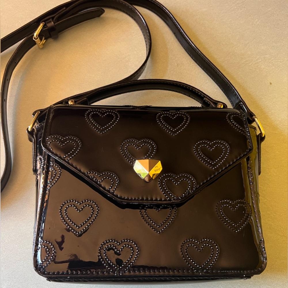 New Betsey Johnson Patent Leather Embossed Heart Crossbody Purse